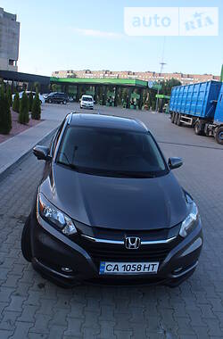 Внедорожник / Кроссовер Honda HR-V 2015 в Черкассах