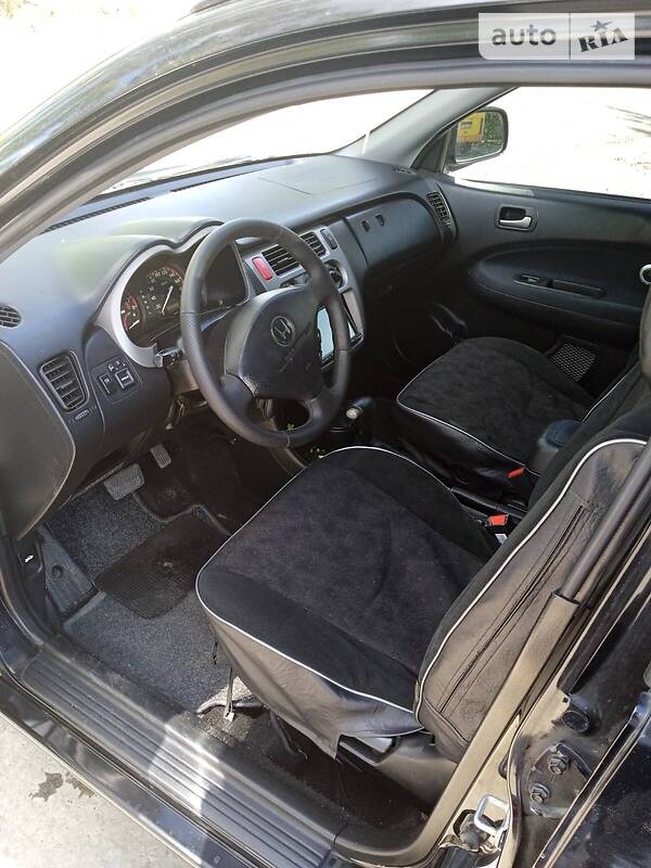 Внедорожник / Кроссовер Honda HR-V 2005 в Сокирянах