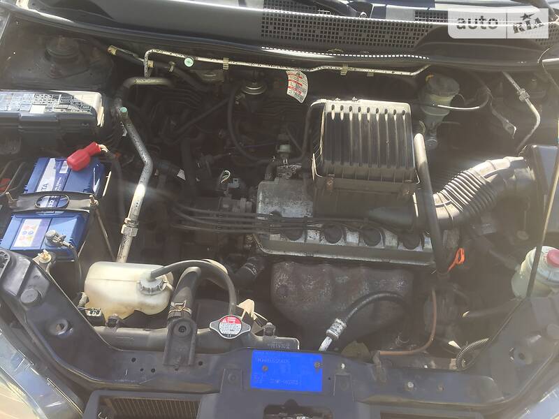Внедорожник / Кроссовер Honda HR-V 2005 в Сокирянах