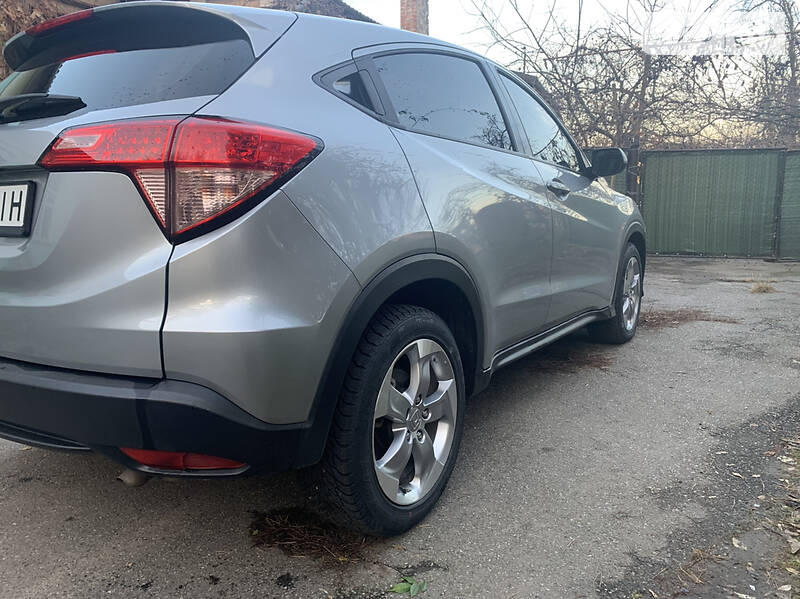Позашляховик / Кросовер Honda HR-V 2017 в Вінниці