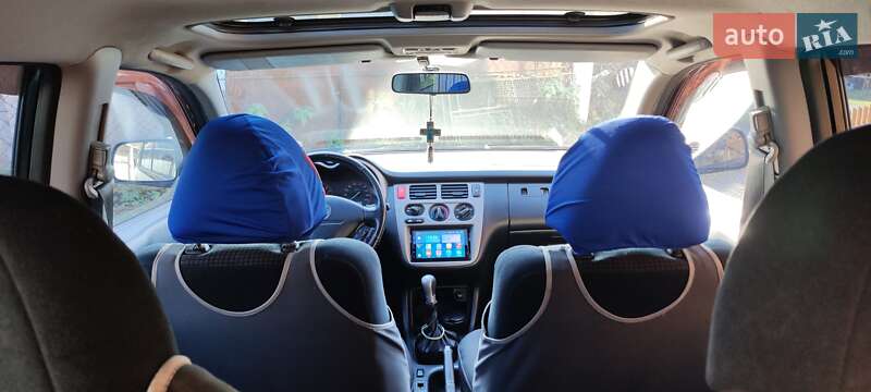 Внедорожник / Кроссовер Honda HR-V 2005 в Межгорье