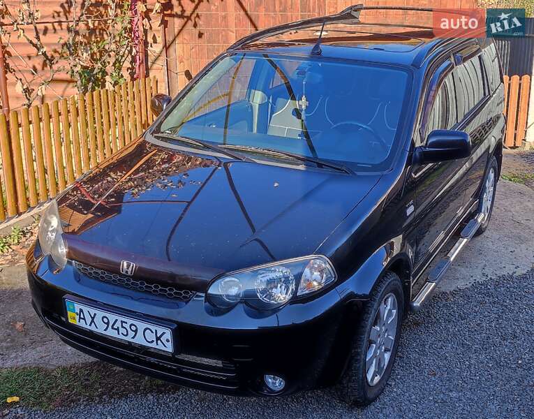 Внедорожник / Кроссовер Honda HR-V 2005 в Межгорье