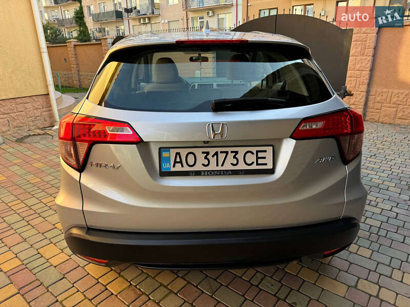 Внедорожник / Кроссовер Honda HR-V 2016 в Ужгороде
