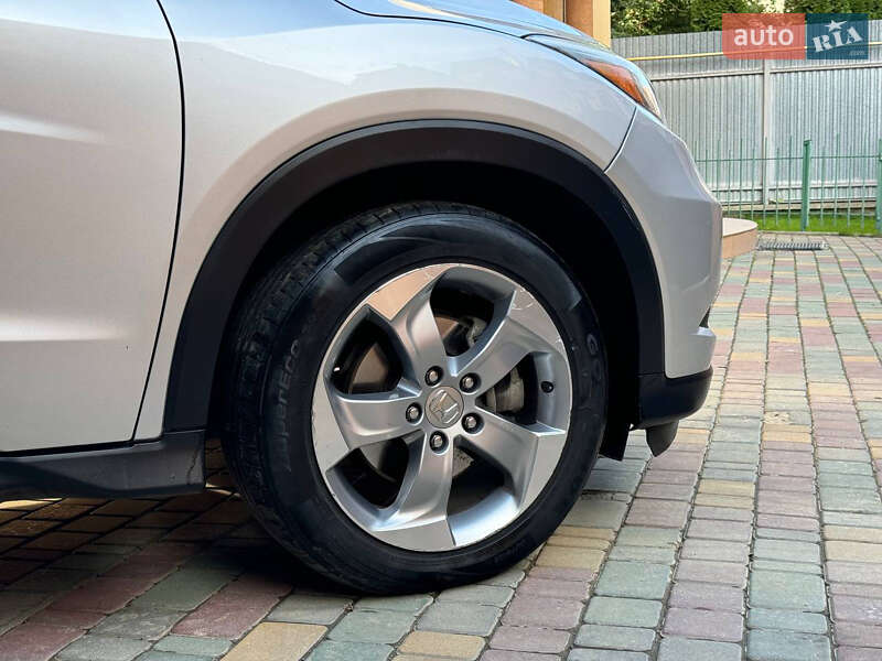 Внедорожник / Кроссовер Honda HR-V 2016 в Ужгороде