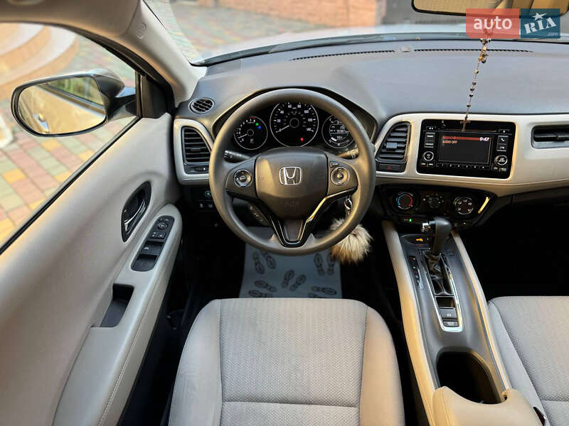 Внедорожник / Кроссовер Honda HR-V 2016 в Ужгороде