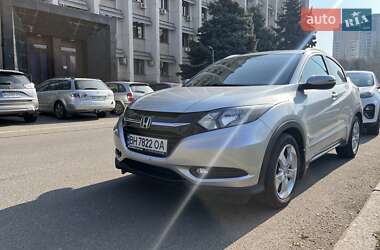 Внедорожник / Кроссовер Honda HR-V 2015 в Одессе