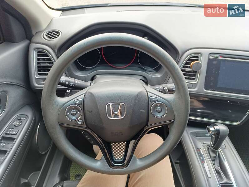 Внедорожник / Кроссовер Honda HR-V 2016 в Ивано-Франковске фото 28 Внедорожник / Кроссовер Honda HR-V 2016 в Ивано-Франковске