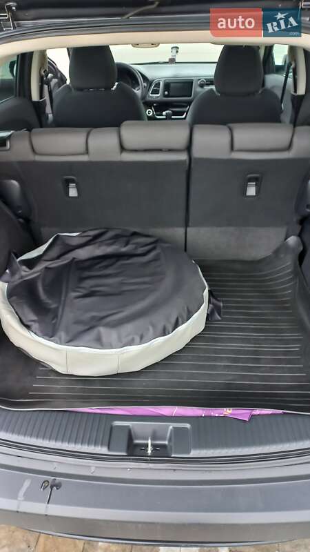 Позашляховик / Кросовер Honda HR-V 2020 в Львові