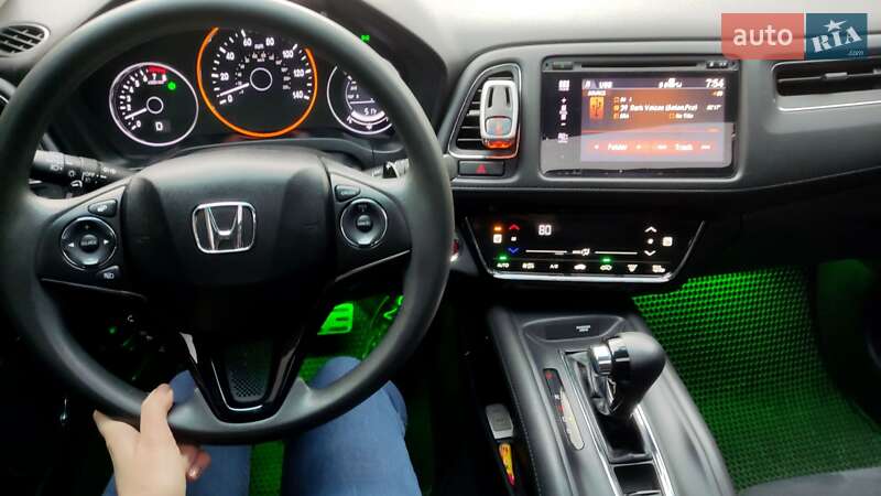 Внедорожник / Кроссовер Honda HR-V 2016 в Ивано-Франковске фото 43 Внедорожник / Кроссовер Honda HR-V 2016 в Ивано-Франковске