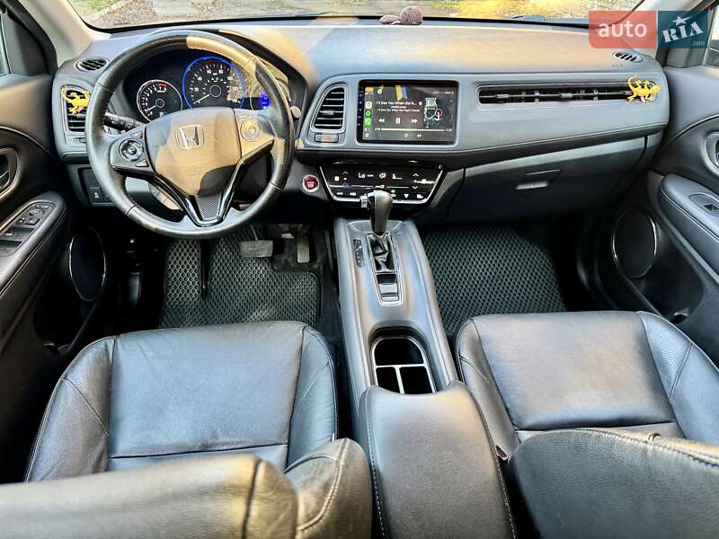 Позашляховик / Кросовер Honda HR-V 2016 в Києві