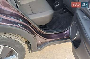 Внедорожник / Кроссовер Honda HR-V 2021 в 