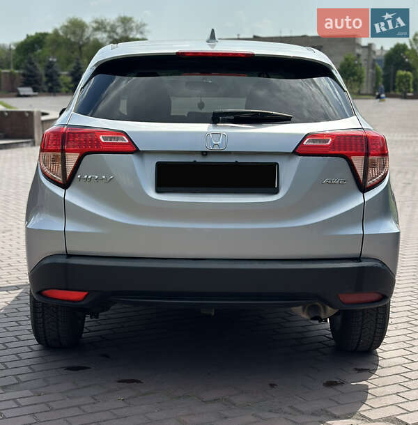 Позашляховик / Кросовер Honda HR-V 2017 в Дніпрі фото 14 Позашляховик / Кросовер Honda HR-V 2017 в Дніпрі
