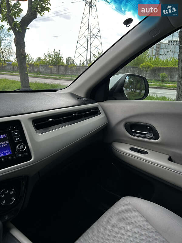 Позашляховик / Кросовер Honda HR-V 2018 в Києві