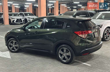 Внедорожник / Кроссовер Honda HR-V 2018 в 