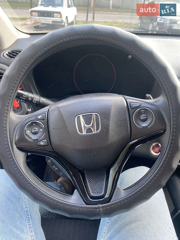 Позашляховик / Кросовер Honda HR-V 2017 в Львові