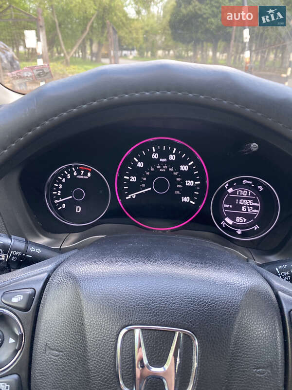 Позашляховик / Кросовер Honda HR-V 2017 в Львові