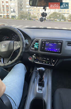 Внедорожник / Кроссовер Honda HR-V 2017 в 