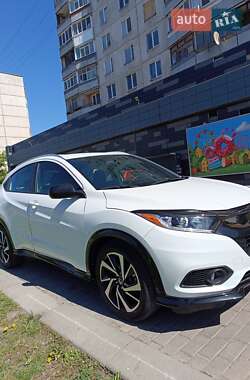 Внедорожник / Кроссовер Honda HR-V 2018 в Харькове