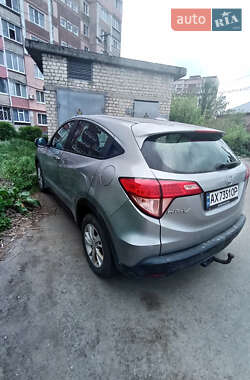 Внедорожник / Кроссовер Honda HR-V 2017 в 