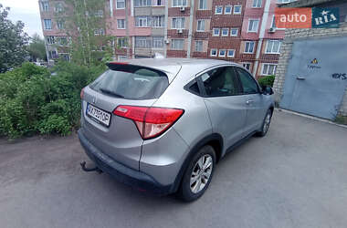 Внедорожник / Кроссовер Honda HR-V 2017 в 