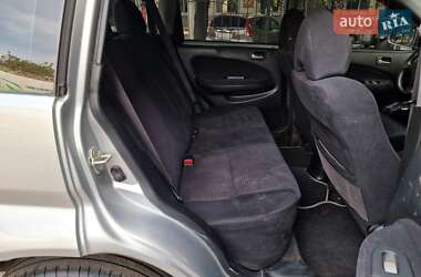 Позашляховик / Кросовер Honda HR-V 2005 в 
