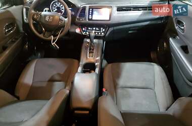 Позашляховик / Кросовер Honda HR-V 2020 в 