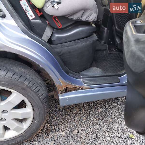 Внедорожник / Кроссовер Honda HR-V 2002 в Хмельницком фото 11 Внедорожник / Кроссовер Honda HR-V 2002 в Хмельницком