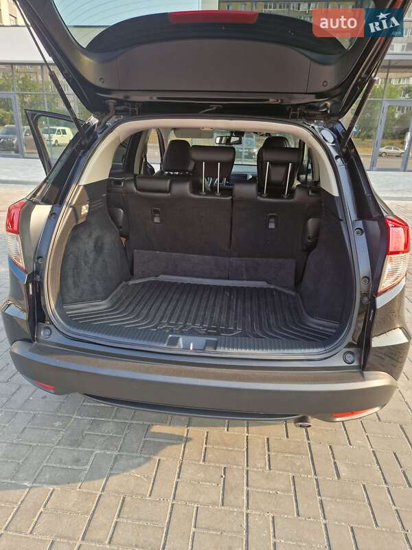 Позашляховик / Кросовер Honda HR-V 2020 в Дніпрі фото 15 Позашляховик / Кросовер Honda HR-V 2020 в Дніпрі