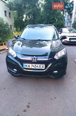 Внедорожник / Кроссовер Honda HR-V 2016 в Киеве