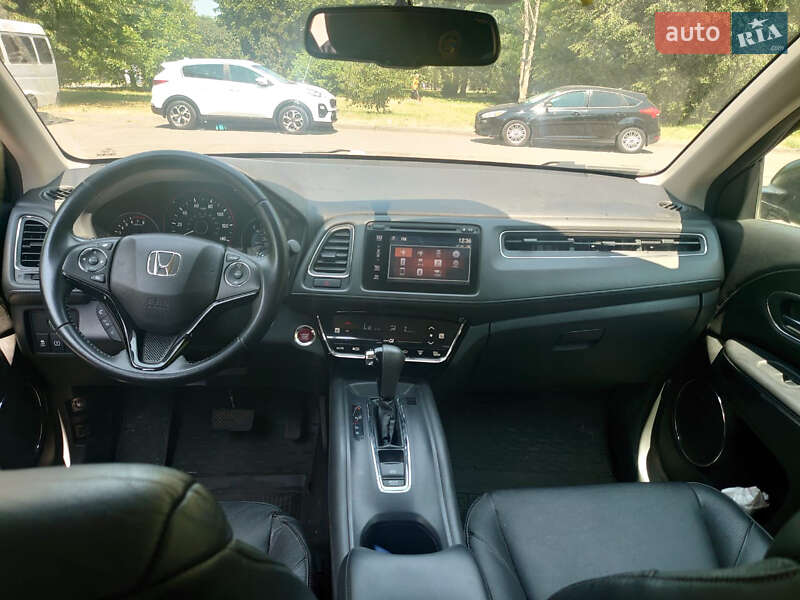 Позашляховик / Кросовер Honda HR-V 2017 в Вінниці