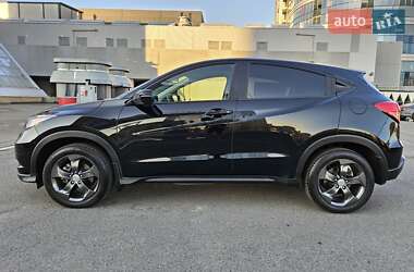 Внедорожник / Кроссовер Honda HR-V 2018 в 