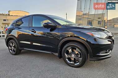 Внедорожник / Кроссовер Honda HR-V 2018 в 