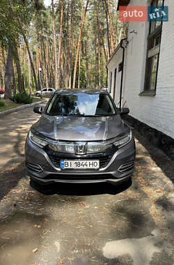 Внедорожник / Кроссовер Honda HR-V 2018 в Полтаве
