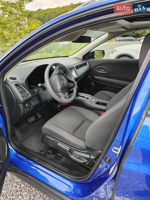 Внедорожник / Кроссовер Honda HR-V 2019 в Киеве
