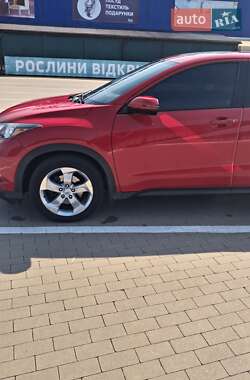 Внедорожник / Кроссовер Honda HR-V 2015 в 