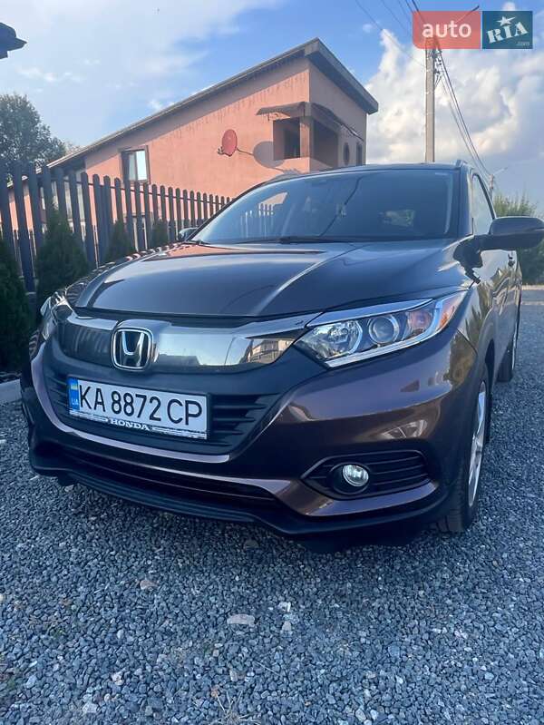 Внедорожник / Кроссовер Honda HR-V 2019 в Погребах