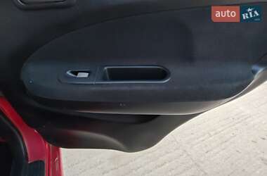 Внедорожник / Кроссовер Honda HR-V 2005 в 
