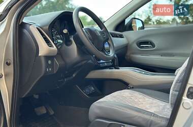 Внедорожник / Кроссовер Honda HR-V 2016 в 