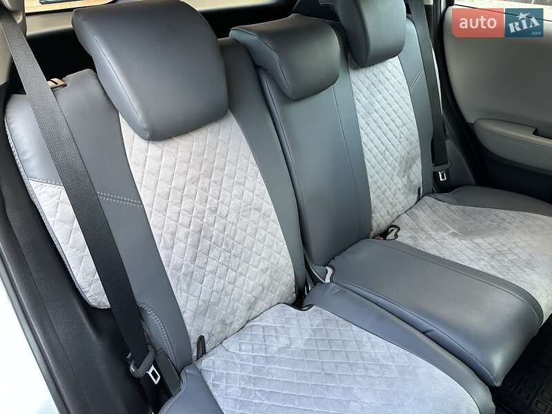 Внедорожник / Кроссовер Honda HR-V 2016 в Одессе