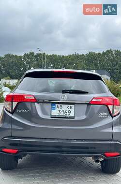 Внедорожник / Кроссовер Honda HR-V 2021 в 