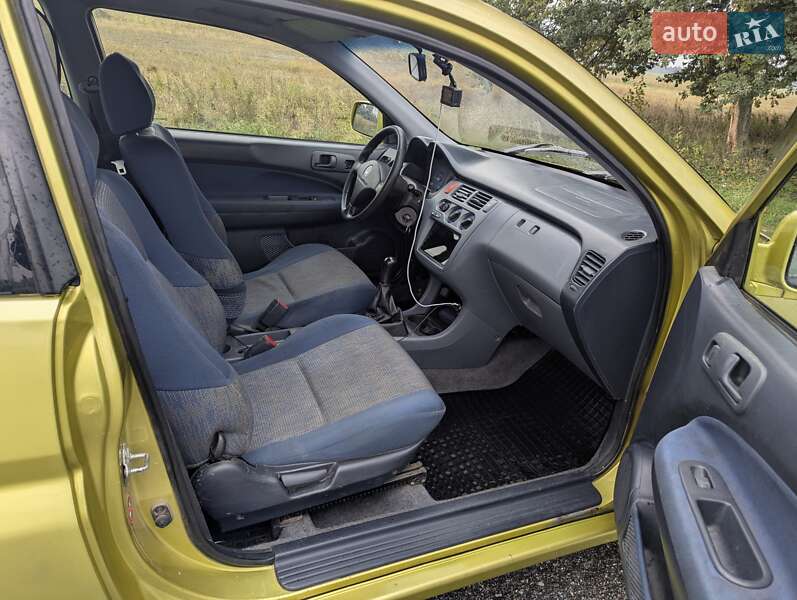 Позашляховик / Кросовер Honda HR-V 1999 в Києві