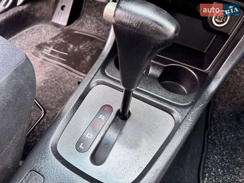 Позашляховик / Кросовер Honda HR-V 2005 в Одесі фото 50 Позашляховик / Кросовер Honda HR-V 2005 в Одесі