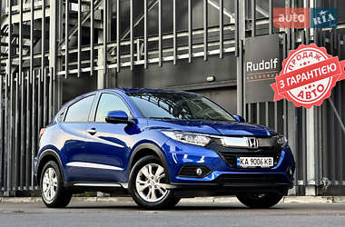 Внедорожник / Кроссовер Honda HR-V 2018 в Киеве