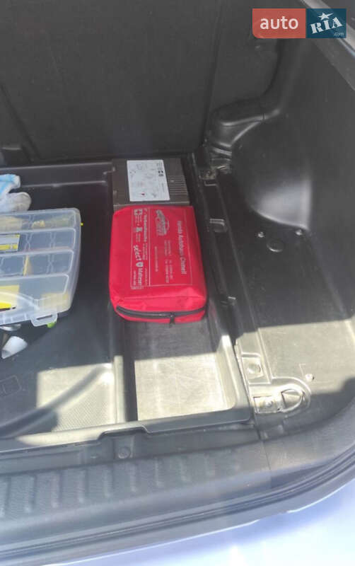 Внедорожник / Кроссовер Honda HR-V 2002 в Коломые фото 9 Внедорожник / Кроссовер Honda HR-V 2002 в Коломые