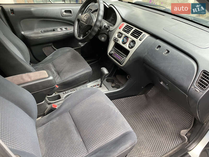 Внедорожник / Кроссовер Honda HR-V 2005 в Харькове