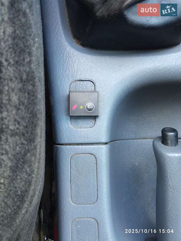 Внедорожник / Кроссовер Honda HR-V 1999 в Ладыжине