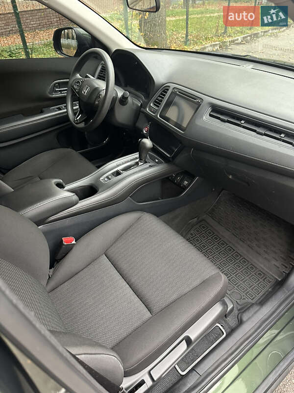 Внедорожник / Кроссовер Honda HR-V 2017 в Харькове фото 8 Внедорожник / Кроссовер Honda HR-V 2017 в Харькове