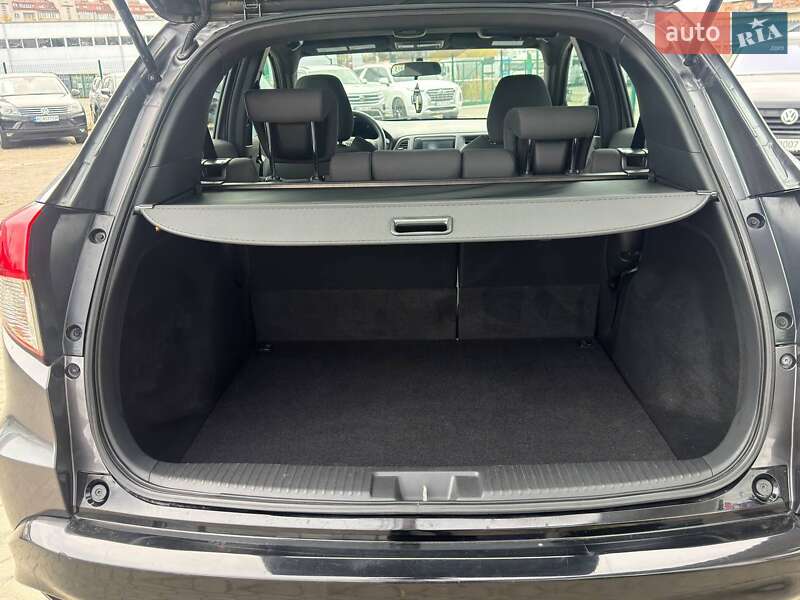 Внедорожник / Кроссовер Honda HR-V 2019 в Львове