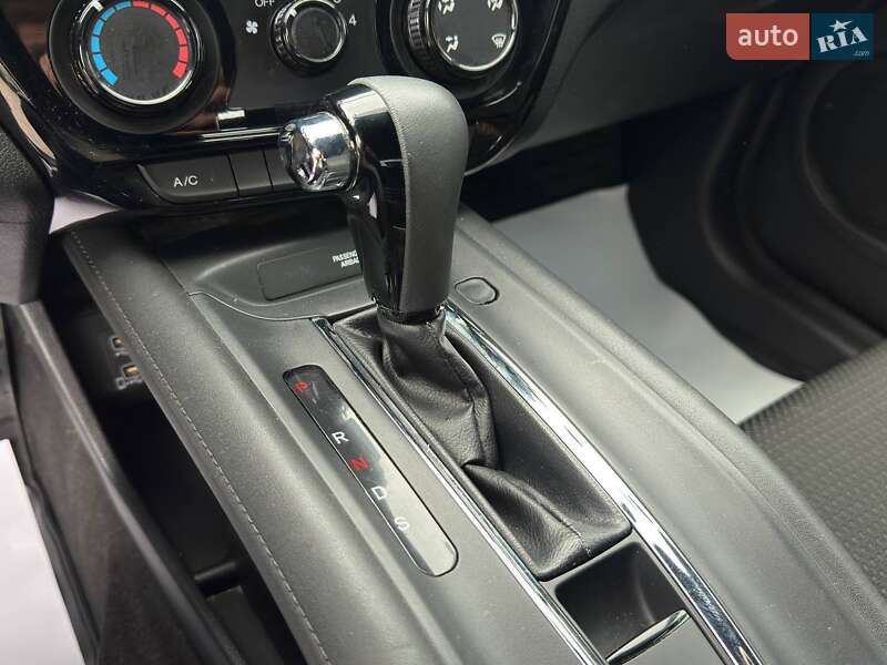 Внедорожник / Кроссовер Honda HR-V 2019 в Львове