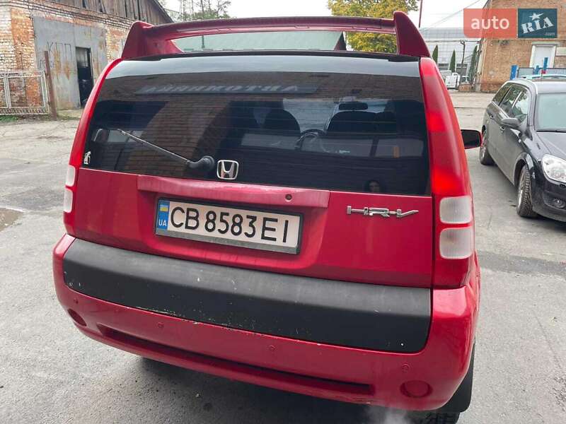 Внедорожник / Кроссовер Honda HR-V 2005 в Кролевце